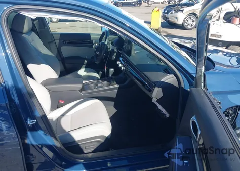 2025 Honda Civic Hybrid Sport/Sport Touring from USA, damaged, VIN 2HGFE4F86SH326577